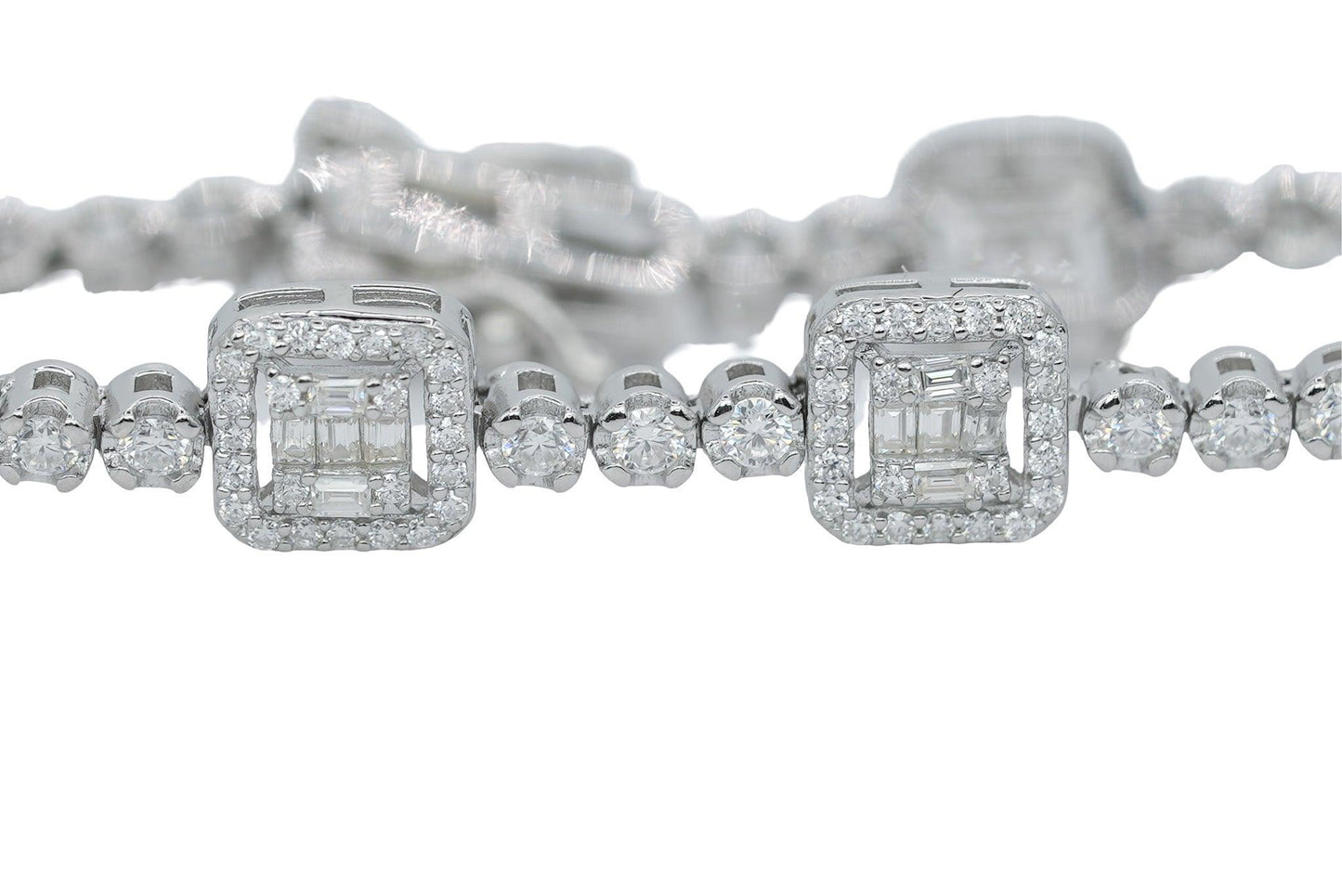 Round And Baguette VVS Moissanite Diamond Women Bracelet