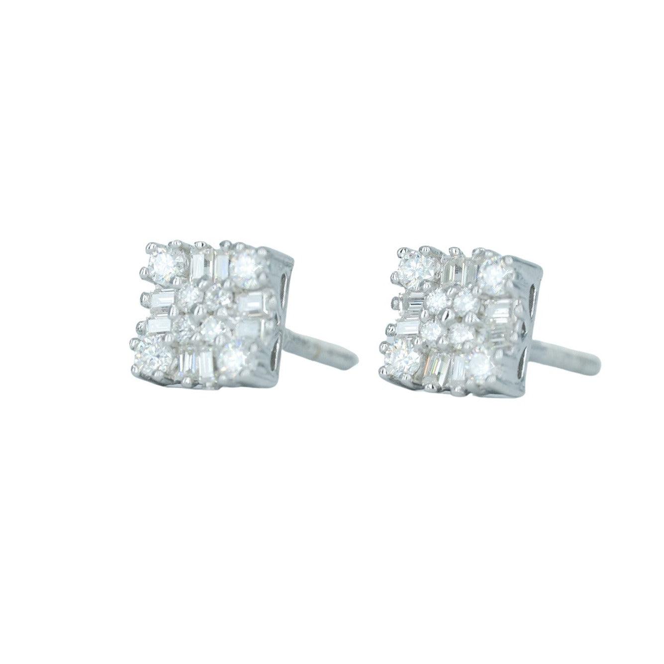 9842: Small Round And Baguette Diamond Earing