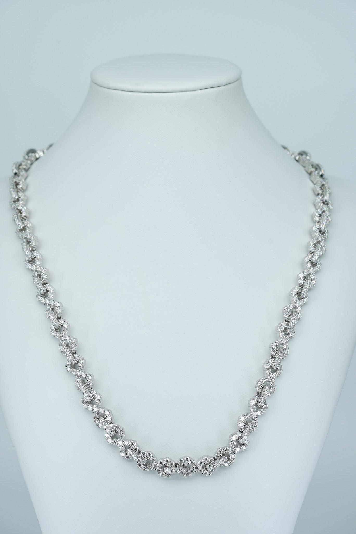 Round VVS Moissanite Diamond Infinity Necklace